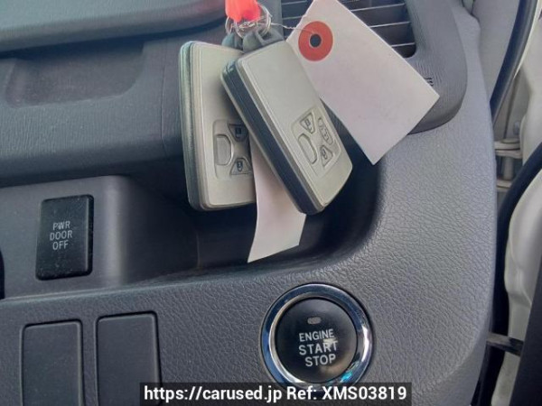 Used 2008 AT toyota voxy ZRR70W Image[20]