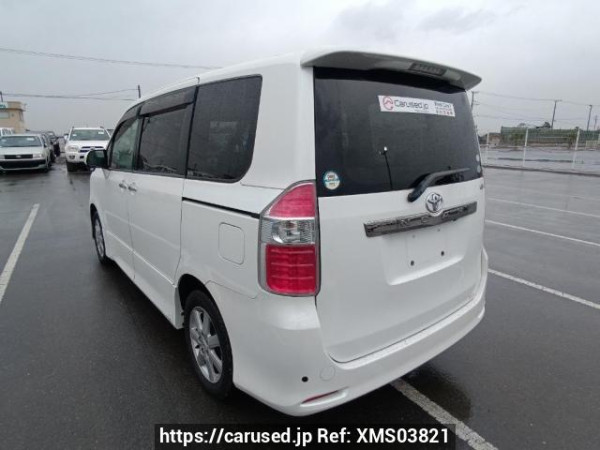 Used 2008 AT toyota noah ZRR70W Image[4]