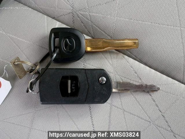 Used 2013 AT mazda demio DE3FS Image[30]