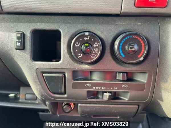 Used 2005 AT toyota hiace-van TRH200K Image[24]