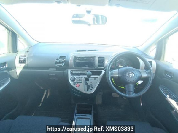 Used 2003 AT toyota wish ZNE10G Image[19]