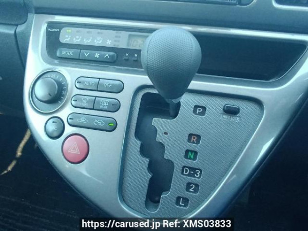 Used 2003 AT toyota wish ZNE10G Image[26]