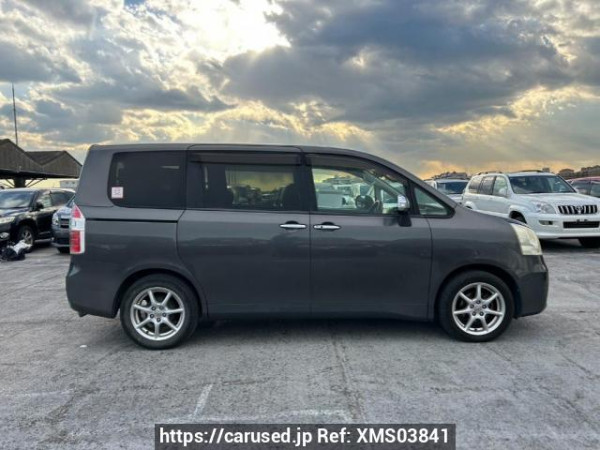 Used 2010 AT toyota noah ZRR70G Image[7]