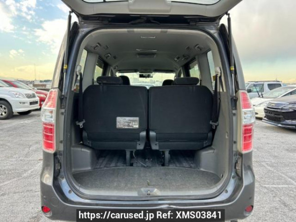 Used 2010 AT toyota noah ZRR70G Image[8]