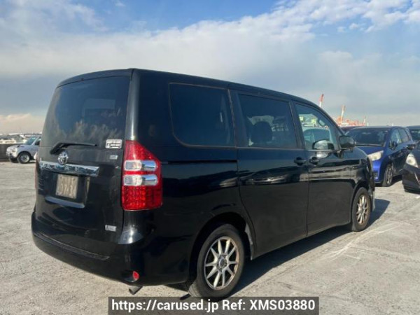 Used 2011 AT toyota noah ZRR70G Image[6]