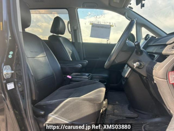 Used 2011 AT toyota noah ZRR70G Image[12]