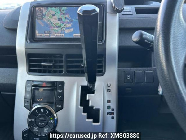 Used 2011 AT toyota noah ZRR70G Image[27]