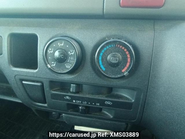 Used 2006 AT toyota regiusace-van KDH200V Image[22]