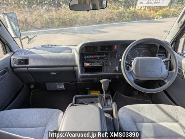 Used 2004 AT toyota hiace-van TRH122K Image[15]