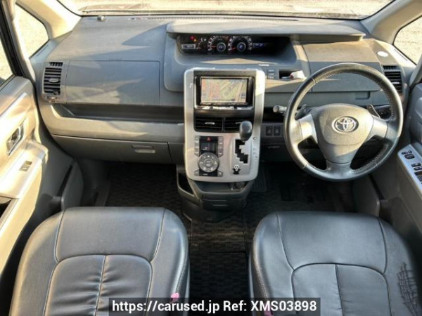 Used 2008 AT toyota voxy ZRR70W Image[19]