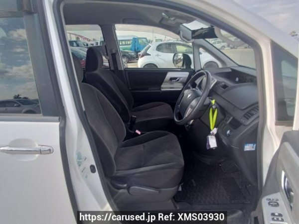 Used 2010 AT toyota noah ZRR70G Image[13]