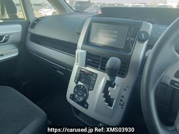 Used 2010 AT toyota noah ZRR70G Image[23]