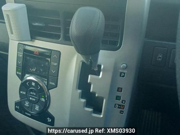 Used 2010 AT toyota noah ZRR70G Image[27]