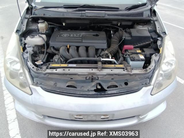 Used 2005 AT toyota wish ZNE10G Image[9]