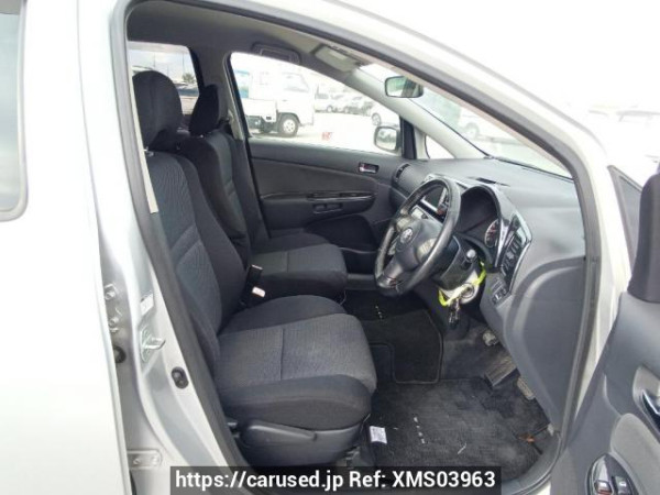 Used 2005 AT toyota wish ZNE10G Image[13]