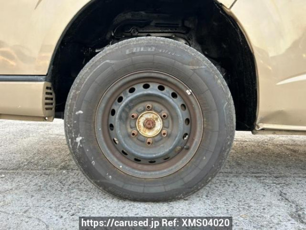 Used 2004 MT toyota hiace-van KDH205V Image[33]