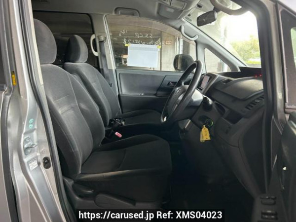 Used 2008 AT toyota noah ZRR70G Image[12]