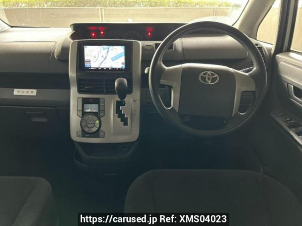 Used 2008 AT toyota noah ZRR70G Image[21]