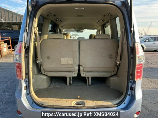 Used 2007 AT toyota noah ZRR70G Image[8]