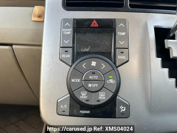 Used 2007 AT toyota noah ZRR70G Image[26]