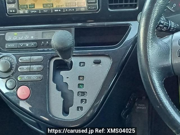 Used 2003 AT toyota wish ZNE10G Image[25]