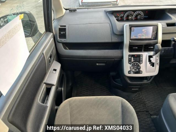 Used 2010 AT toyota noah ZRR70G Image[20]