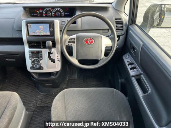 Used 2010 AT toyota noah ZRR70G Image[21]