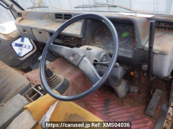 Used 1990 MT mitsubishi fighter FK335CD Image[27]