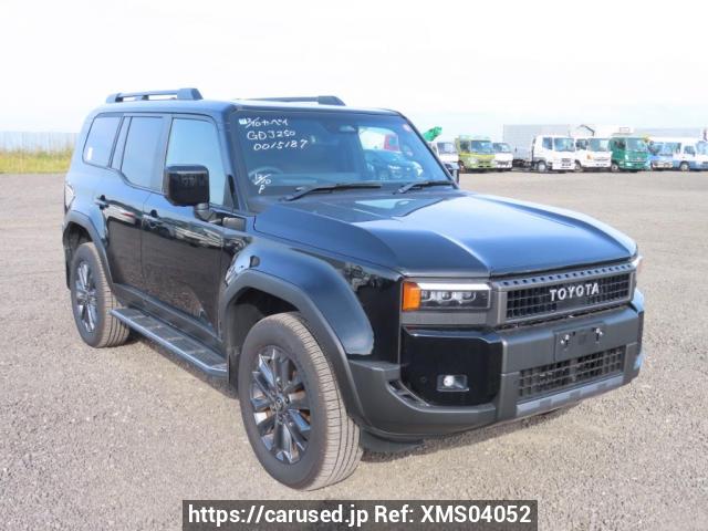 と Buy Used 2024 Toyota Land Cruiser 250 GDJ250W (XMS04052) - Carused.jp
