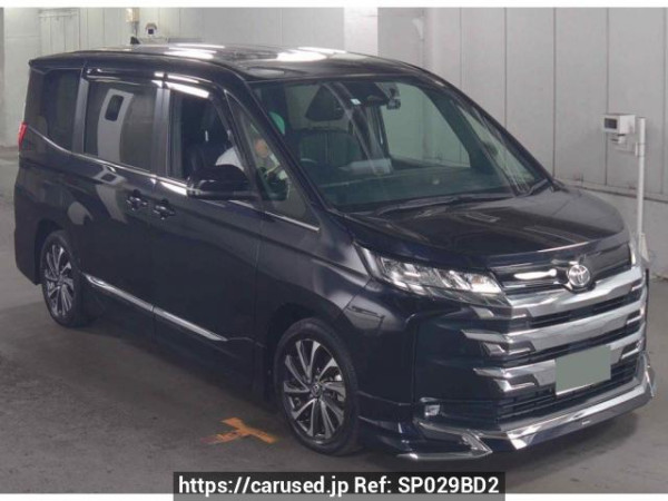 Used 2023 AT toyota noah MZRA90W Image[0]