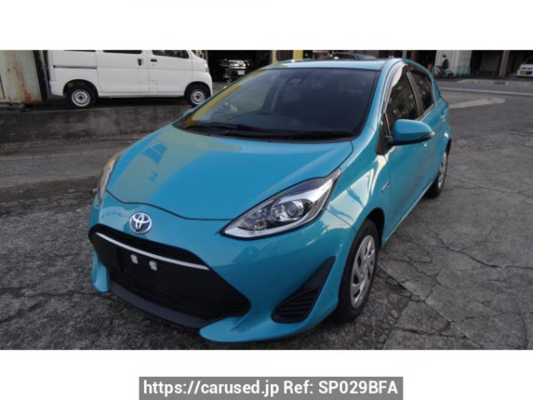 Used 2017 AT toyota aqua NHP10 Image[0]