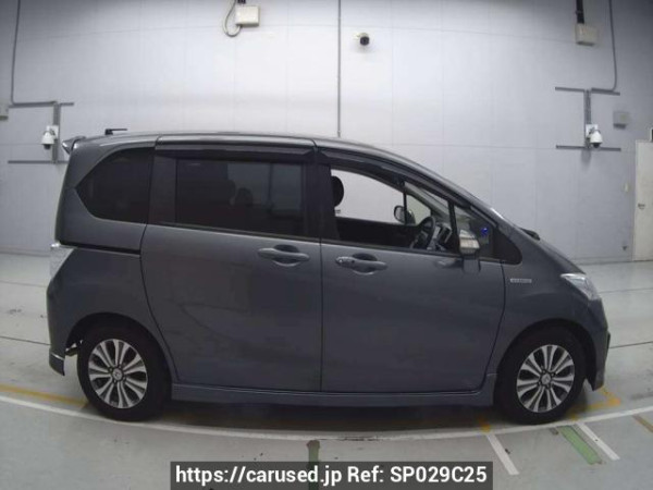 Used 2013 AT honda freed-hybrid GP3 Image[2]