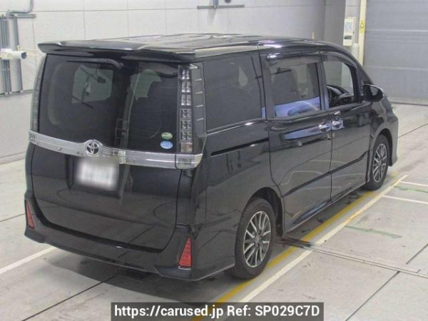 Used 2015 AT toyota voxy ZRR80W Image[1]