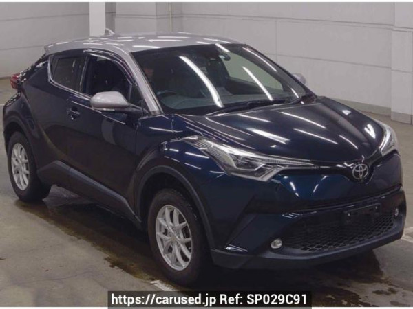 Used 2019 AT toyota c-hr NGX50 Image[0]