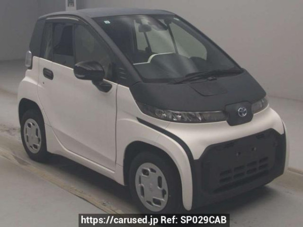 Used 2021 AT toyota c-pod RMV12 Image[2]