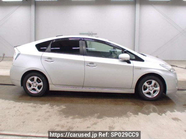 Used 2010 AT toyota prius ZVW30 Image[2]