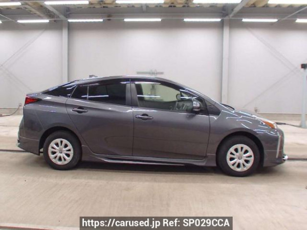 Used 2021 AT toyota prius ZVW55 Image[2]
