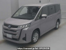 Toyota Noah ZWR95W