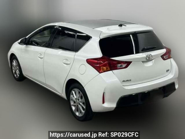 Used 2012 AT toyota auris NZE181H Image[2]