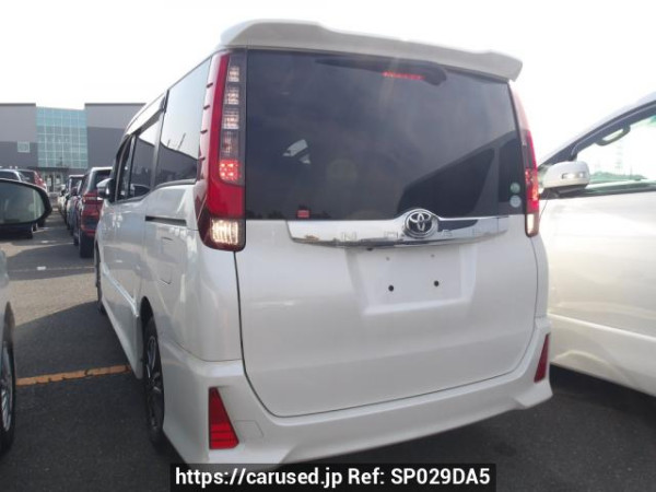 Used 2014 AT toyota noah ZRR80W Image[2]