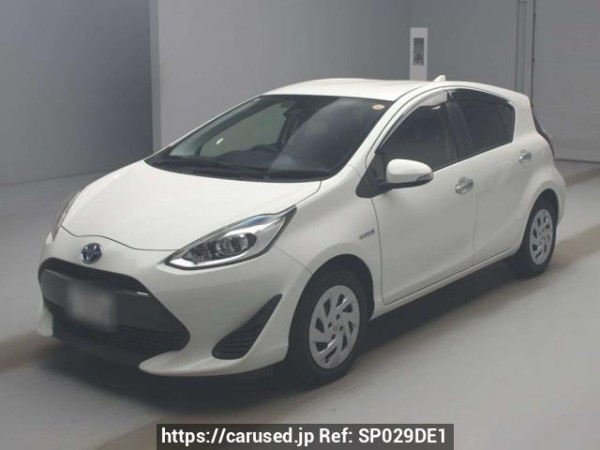 Used 2018 AT toyota aqua NHP10 Image[0]