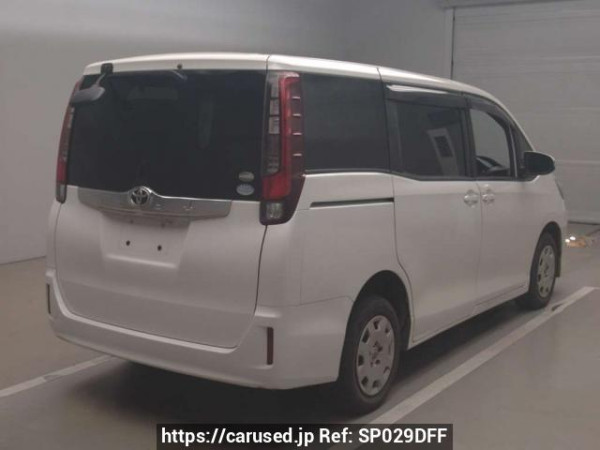Used 2016 AT toyota noah ZRR85G Image[1]