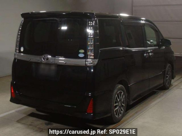 Used 2017 AT toyota voxy ZRR80W Image[1]