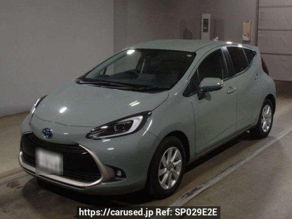 Used 2024 AT toyota aqua MXPK11 Image[0]