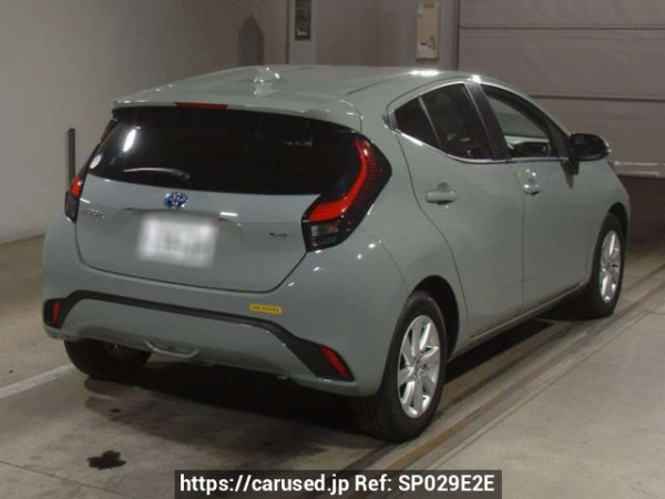 Used 2024 AT toyota aqua MXPK11 Image[1]