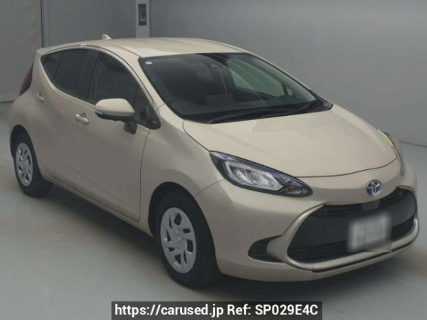 Used 2025 AT toyota aqua MXPK11 Image[2]