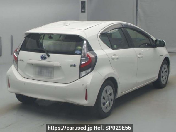 Used 2020 AT toyota aqua NHP10 Image[1]