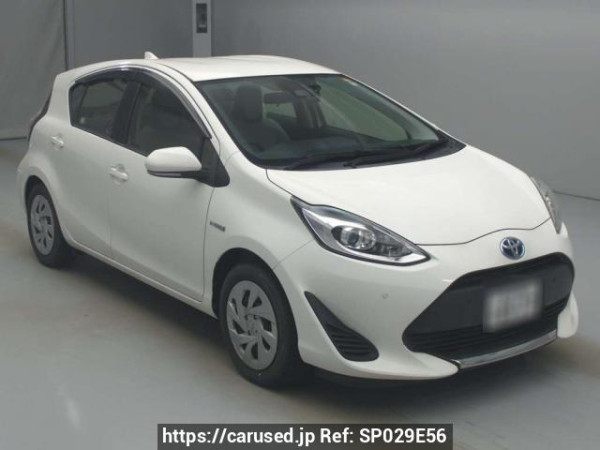 Used 2020 AT toyota aqua NHP10 Image[2]