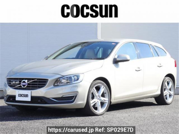 Used 2016 AT volvo v60 FB420 Image[0]