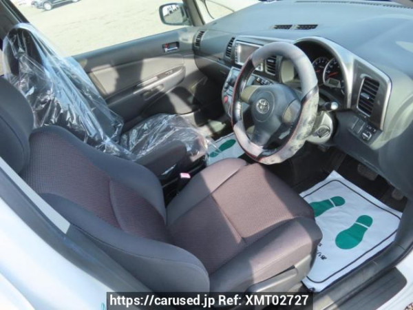 Used 2005 AT toyota wish ZNE10G Image[14]